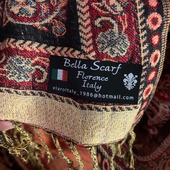 bella scarf Accessories - Italian blanket scarf, new!